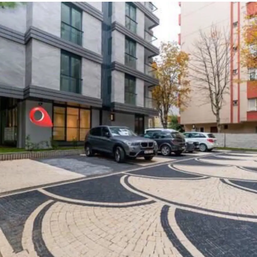 ERENKÖY E.EFENDİ CAD.ÖZEL BAHÇELİ KONUT+İŞYERİ UYGUN 2+1 KİRALIK