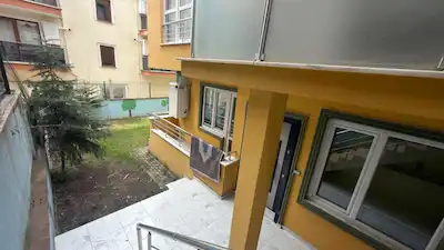 BAĞÇEŞME'DE KİRALIK 2+1 FULL EŞYALI BÜYÜK TİP ÖZEL BAHÇELİ DAİRE