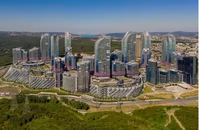 MASLAK 1453, BOŞ, DEKORASYONLU, TERASLI TEK YETKİLİ SATILIK OFİS