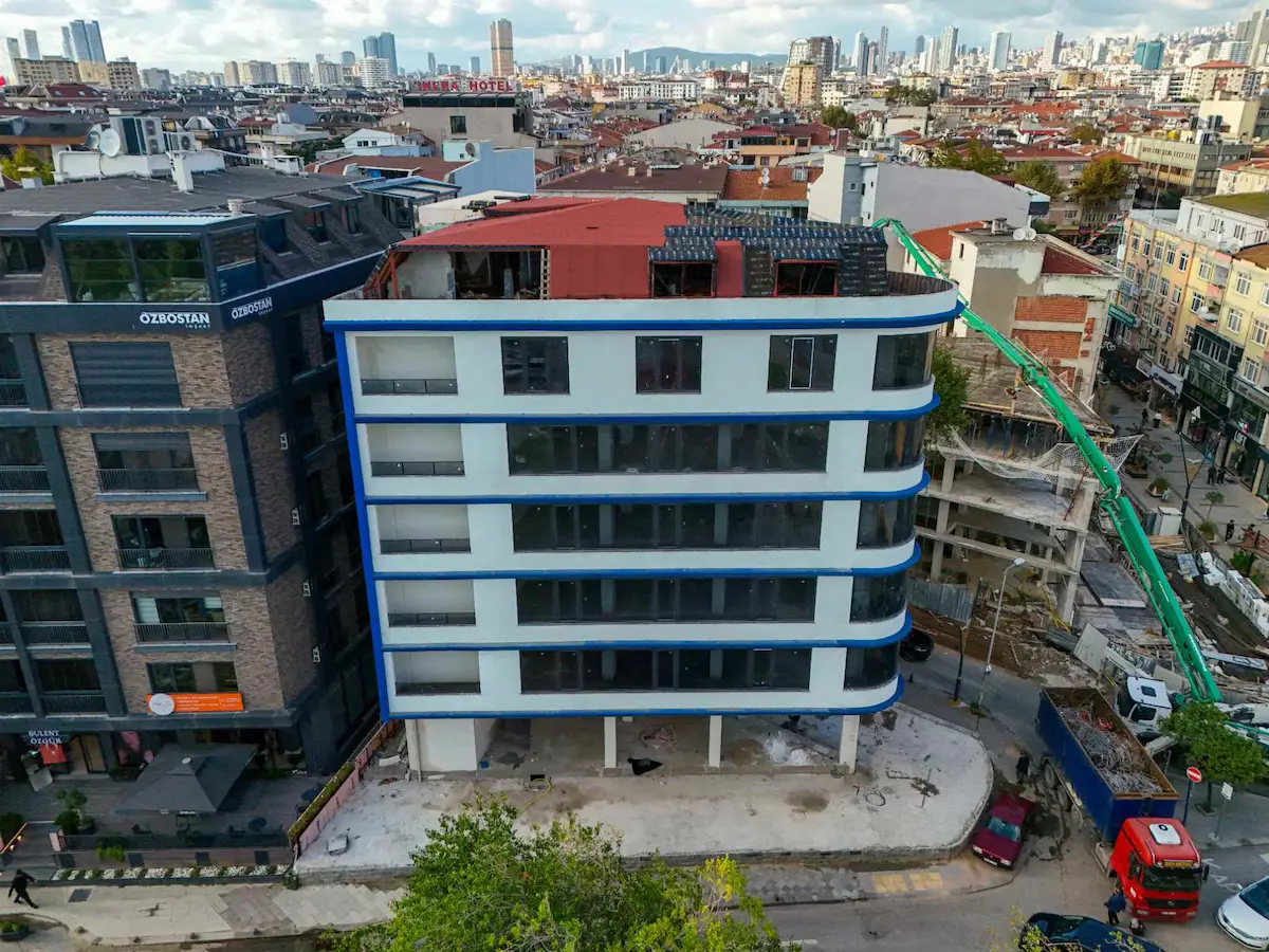 RE/MAX BOĞAZİÇİ’NDEN PENDİK BURNU’NDA KATTA TEK 196 M² SIFIR OFİSLER