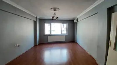 REMAX AREA YILDIRIM KURTULUŞ CAD 2+1 ARA KAT KİRALIK DAİRE