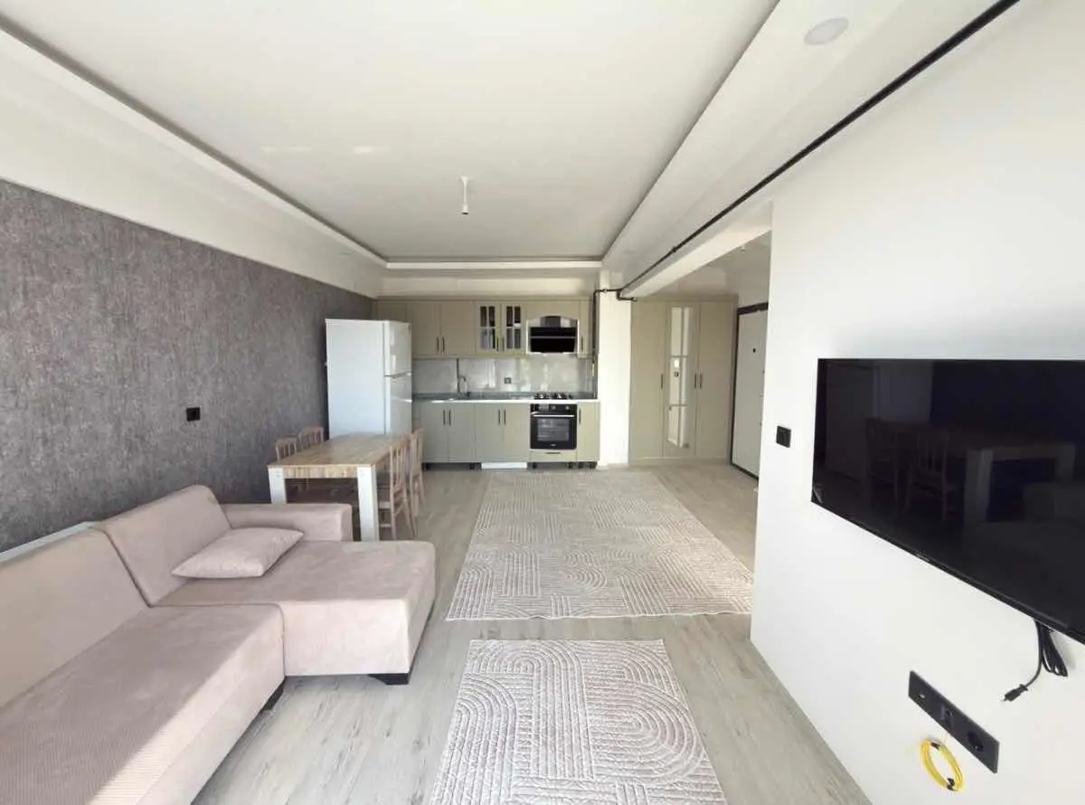 REMAX DOĞU'DAN SIFIR EŞYALI KİRALIK 1+1 DAİRE