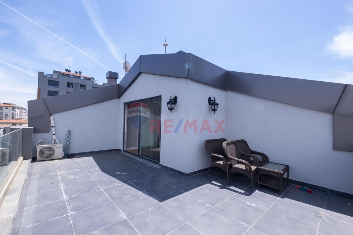 GRENA SUADIYE SITESI SATILIK 5+1 ÇATI DUBLEKSI DAIRE 