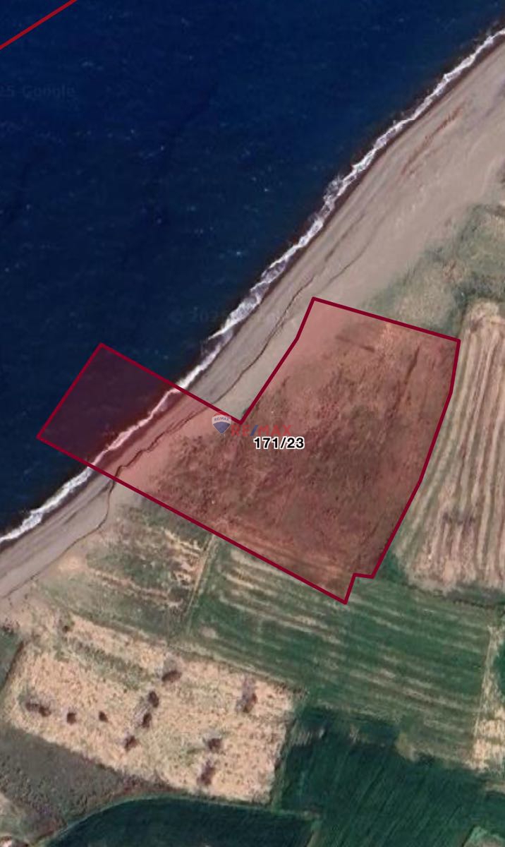 AYVACIK’DA DENİZE SIFIR 10.133.58M2 SATILIK TARLA