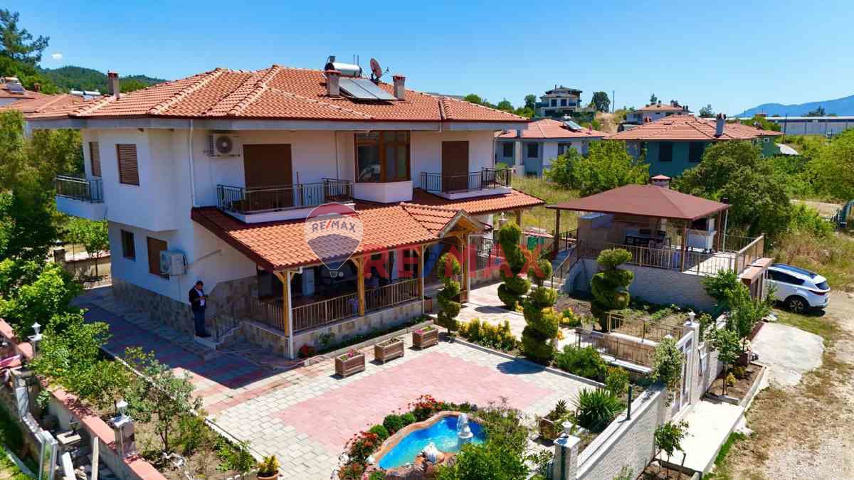 AKYAKA'YA 10 DAKİKA ESENTEPE'DE SATILIK 6+1 MÜSTAKİL VİLLA