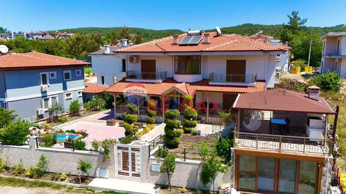 AKYAKA'YA 10 DAKİKA ESENTEPE'DE SATILIK 6+1 MÜSTAKİL VİLLA