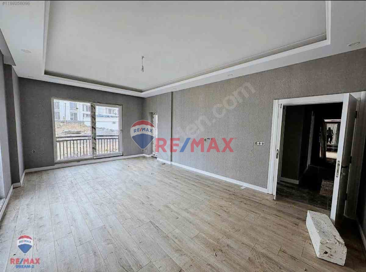 REMAX'DEN HÜRSOY NEFES KARTEPE PROJESİNDE SATILIK 3+1 DAİRE