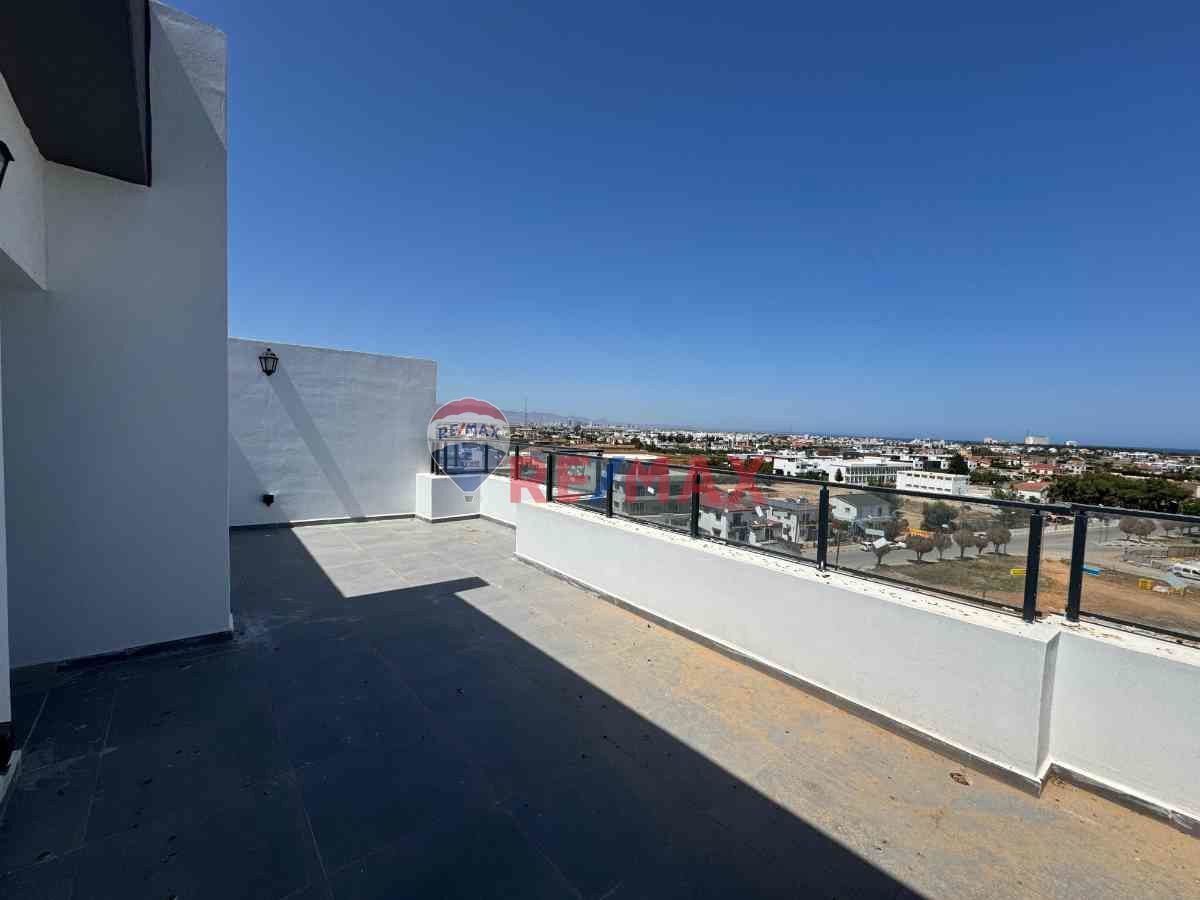 YENİBOĞAZİÇİ’NDE KAÇIRILMAYACAK FIRSAT! 150M² SIFIR 1+1 PENTHOUSE SATILIK !!!