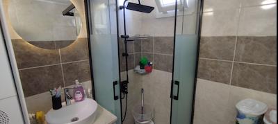 KÜLTÜR MAHALLESİ’NDE SATILIK ARA KAT 3+1 DAİRE