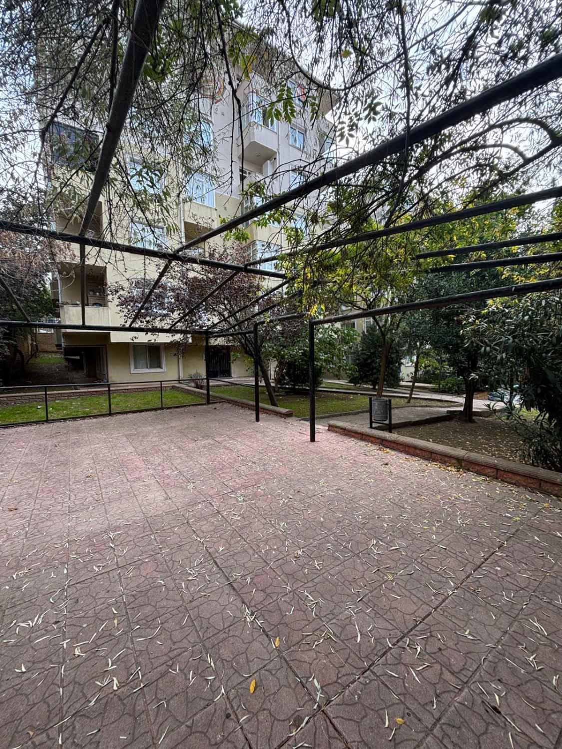 ZÜMRÜTEVLER KALEYURT SİTESİ  KİRALIK 3+1