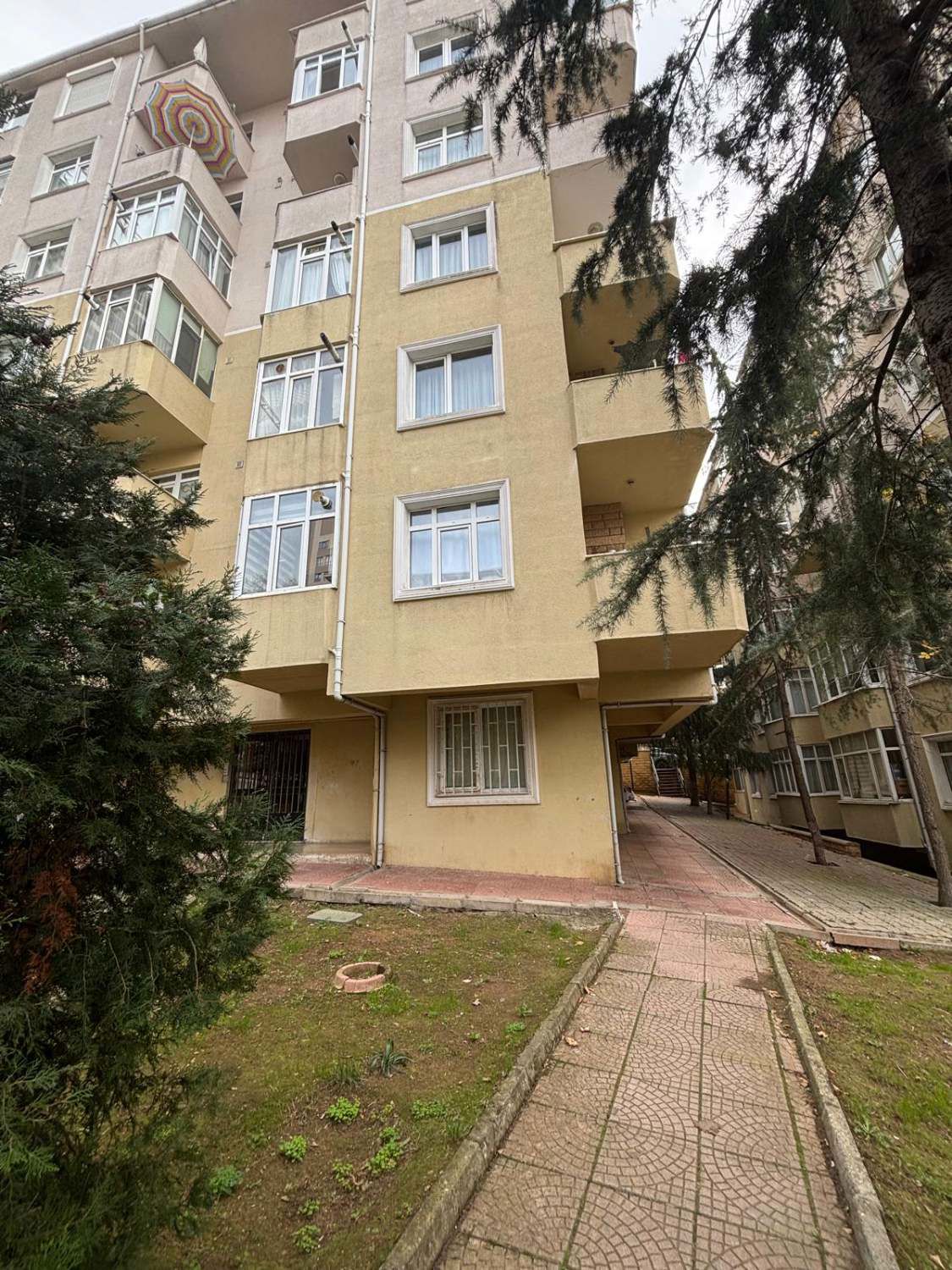 ZÜMRÜTEVLER KALEYURT SİTESİ  KİRALIK 3+1