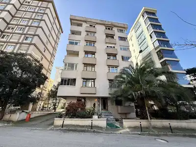 KIZILTOPRAK’DA FIRSAT SATILIK 3+1 DAİRE