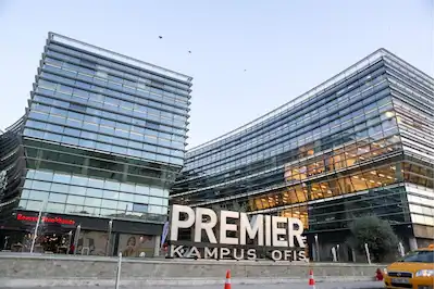PREMİER KAMPÜS'TE FUL EŞYALI HAZIR OFİS