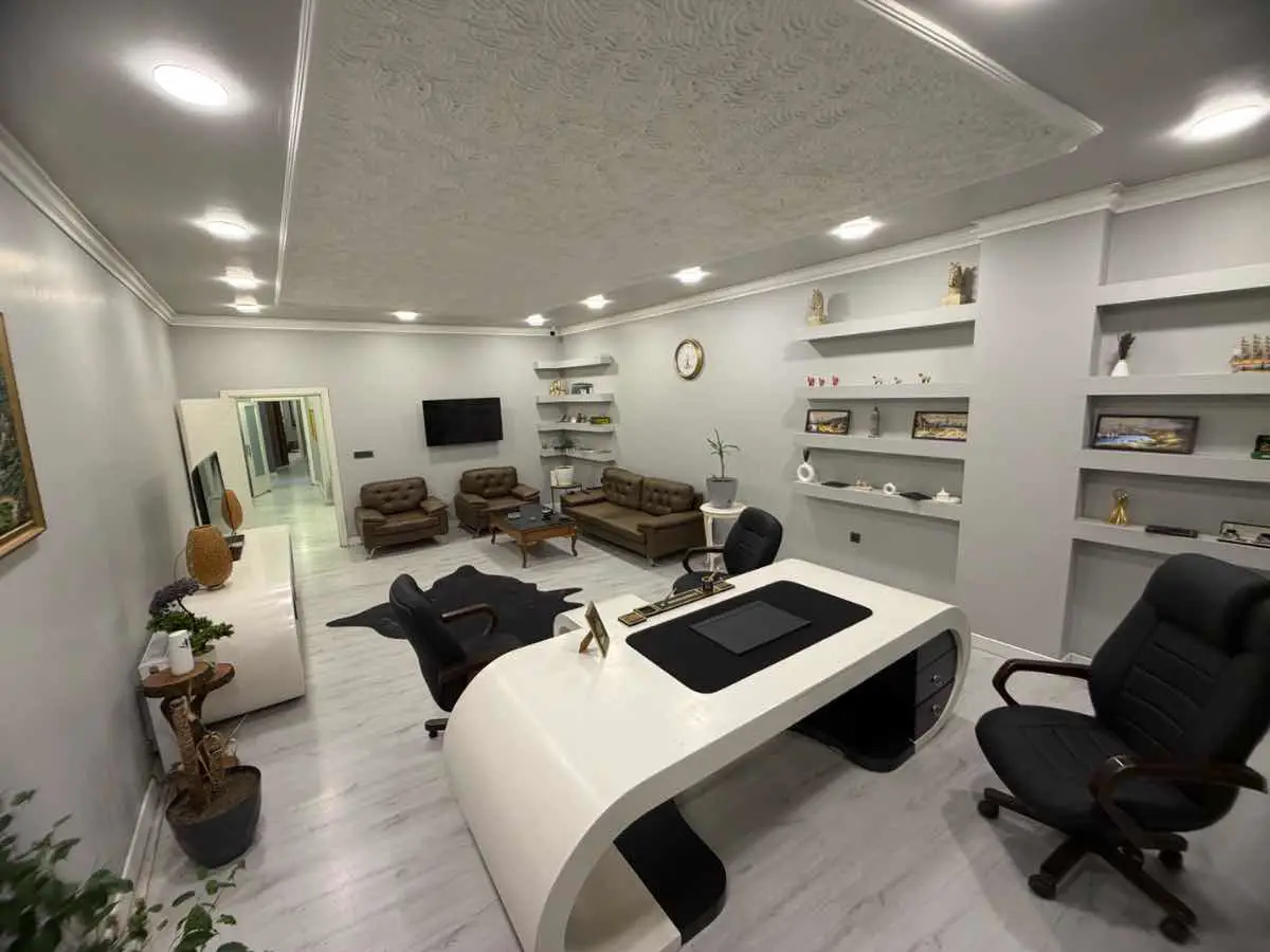 ÜMRANİYE ALEMDAĞ CAD.METROYA YAKIN *EŞYALI*145M2 KİRALIK OFİS