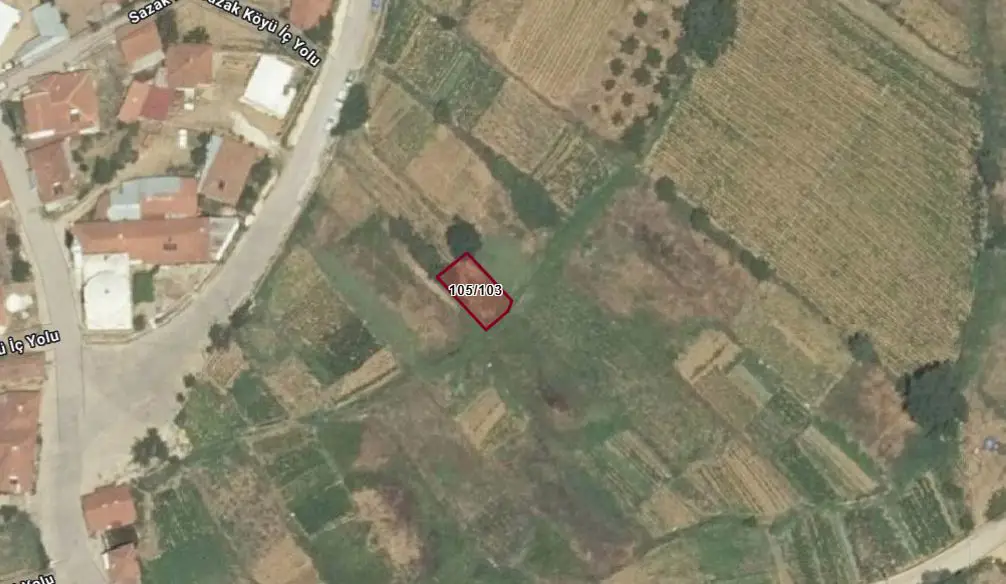 REMAX MİD YANİCE SAZAK KÖY İÇİNDE 142 M2 SATILIK BAHÇE