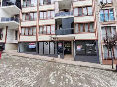 REMAX KANYON'DAN SARIKUM'DA 280M2 KIRALIK DÜKKAN