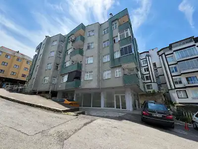 YÜKSEK KIRA GETIRISINE SAHIP  235 M2 DEPOLU DÜKKAN
