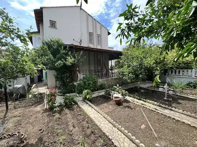 URLA GÜVENDİK MAHALLESİ’NDE SATILIK 3+1 VİLLA