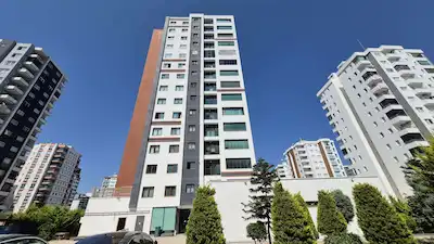 REMAX RİNA'DAN AKDENİZ MAH.DE LÜKS 4+1
