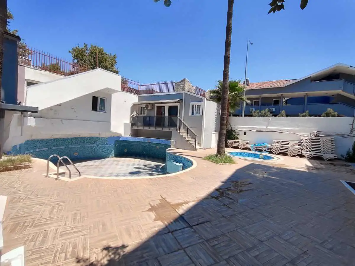 Property image 8