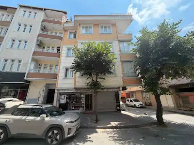 GÜNEŞLİ MAHALLESİ İŞLEK SOKAKDA SATILIK 20 M² DÜKKAN