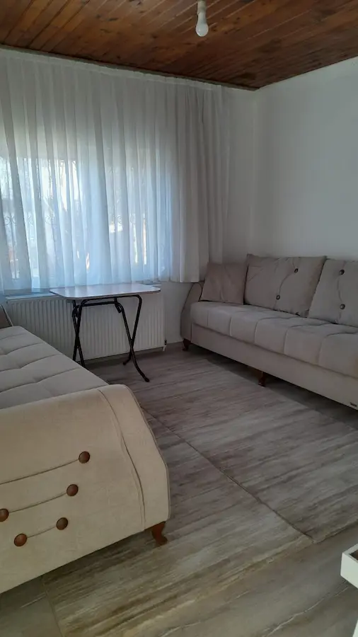 PEHLİVANKÖY’DE 2020 YAPIMI 2+1 MÜSTAKİL EV | BAHÇE KATI | DOĞALGAZ KOMBİLİ