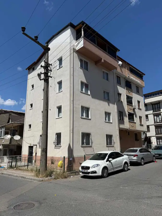 GEBZE GÜZELLER MAHALLESI’NDE KULLANIŞLI 3,5+1 DUBLEKS DAIRE