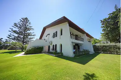 ÇEŞME ILICA ŞANTİYE EVLERİ'NDE MÜSTAKİL ARSA İÇİNDE 2 ADET DAİRE