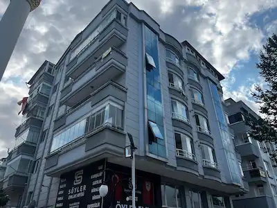 RE/MAX MODERN SEHA SÖYLER'DEN ANAYOLA CEPHE KİRALIK DAİRE