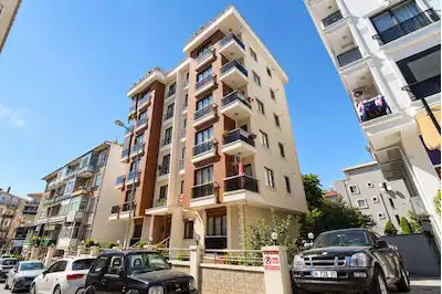 MALTEPE'DE 130 M² 3+1 TERS DUBLEKS METRO VE MARMARAY'A YAKIN