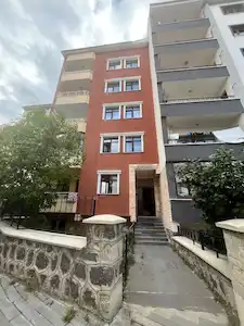 REMAX İLKE'DEN KÖŞK MAH. 3+1 SATILIK DAİRE