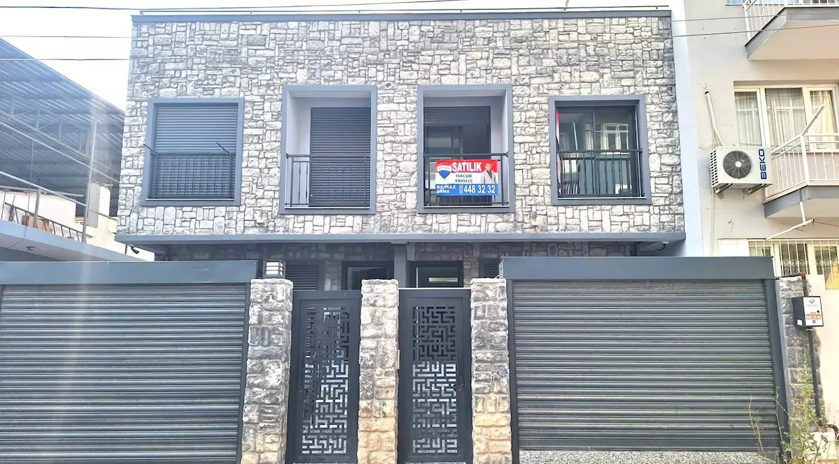 BUCA İNÖNÜ MAH.SATILIK MÜSTAKIL DUBLEKS EV