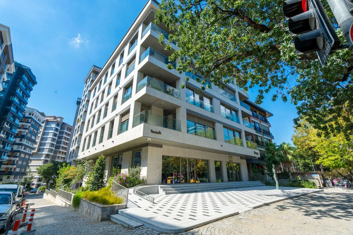BAĞDAT CADDESİN’DE  KIRALIK DÜKKAN