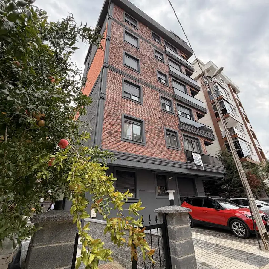 KARTAL ESENTEPE’DE KEMAH SOKAK’TA SIFIR LÜKS 3+1 SATILIK DAİRE