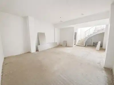 KOCAELİ ÇAYIROVA ÇARŞ. PAZARI ÜZERİ OKUL KARŞISI KİRALIK DÜKKAN