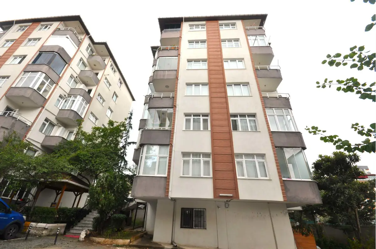 ÜMRANİYE ATAKENT ESER 89 SİTESİ METROYA YAKIN FULL EŞYALI 2+1 3