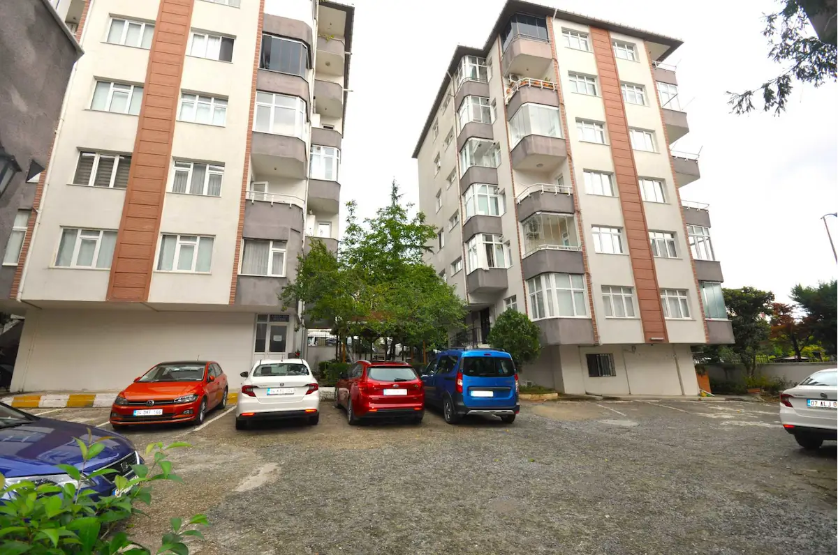 ÜMRANİYE ATAKENT ESER 89 SİTESİ METROYA YAKIN FULL EŞYALI 2+1 2