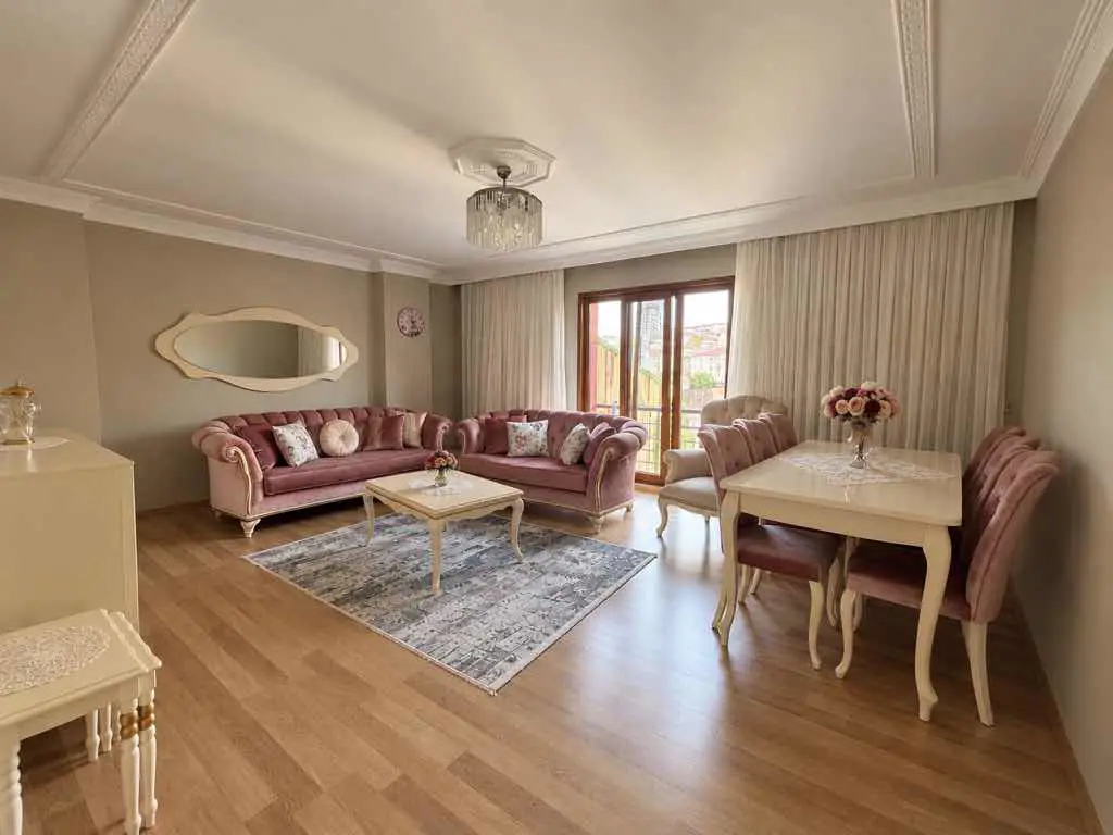 KAĞITHANE HARMANTEPE’DE ÇİFT GİRİŞLİ, FERAH,180 M² NET 6+2 DUBLEKS
