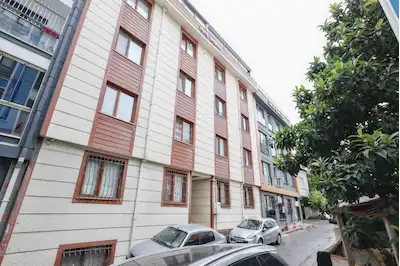 BEYOĞLU SEMT KONAĞINA KOMŞU 50M² BAHÇELİ 2+1 95M² SATILIK DAİRE