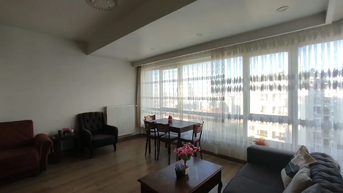 ESENYURT PİRİREİS’TE METROBÜSE YÜRÜME MESAFESİ | EŞYALI | GENİŞ BALKONLU 1+1 KİRALIK 3