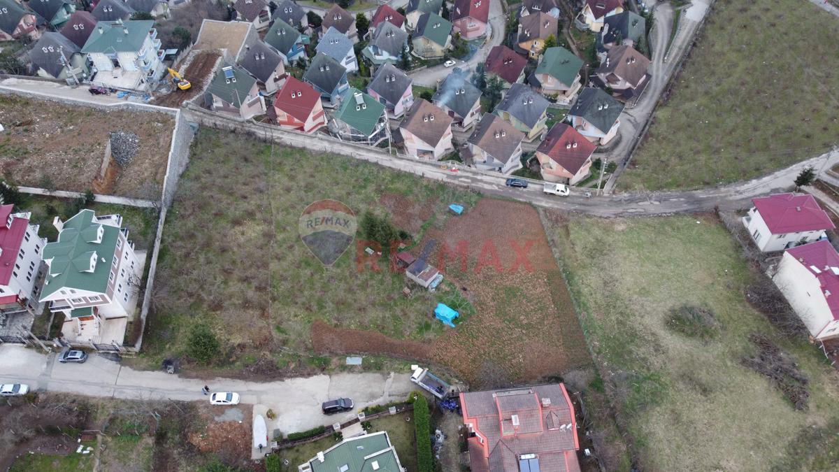 SOĞUKSU MAHALLESİ KORUKENT VİLLALAR ÜZERİNDE SATILIK ARSA