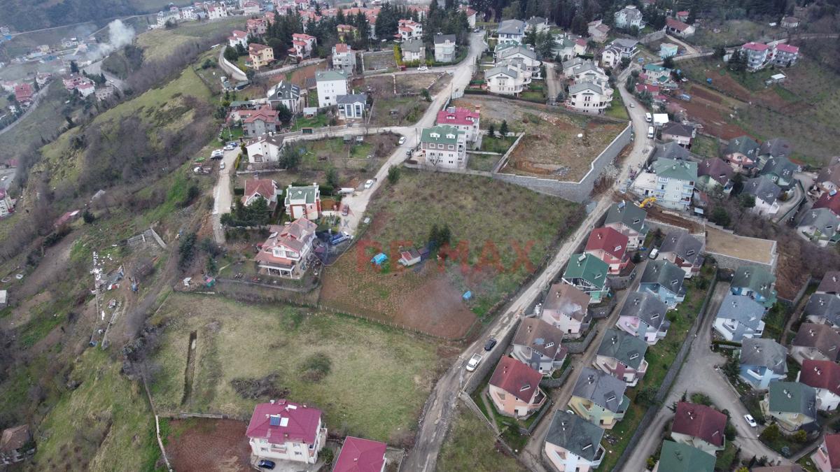 SOĞUKSU MAHALLESİ KORUKENT VİLLALAR ÜZERİNDE SATILIK ARSA