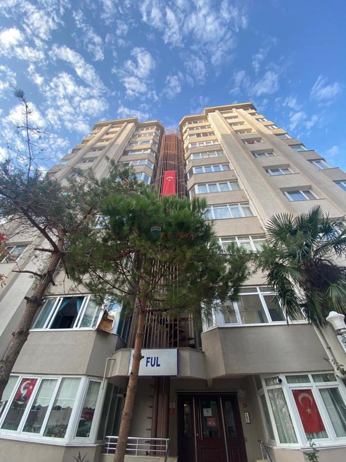 KARTAL YAKACIK YAKAKENT SİTESİ'NDE KİRALIK 3+1 DAİRE