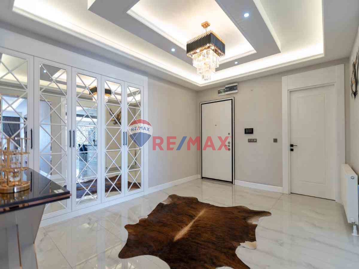 REMAX PARAF' TAN NATAVEGA YAKINI CAN TOWERS'DA 4+1 SATILIK DAİRE