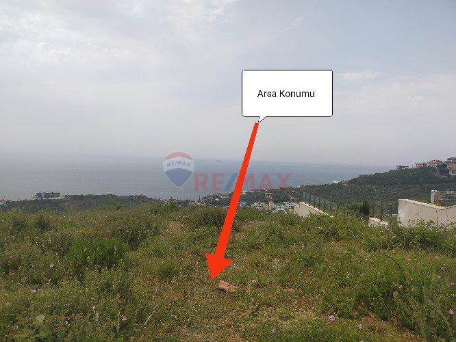 *Remax*Atilla Kostak* Yalova Çınarcık Esenköy Villa İmarlı