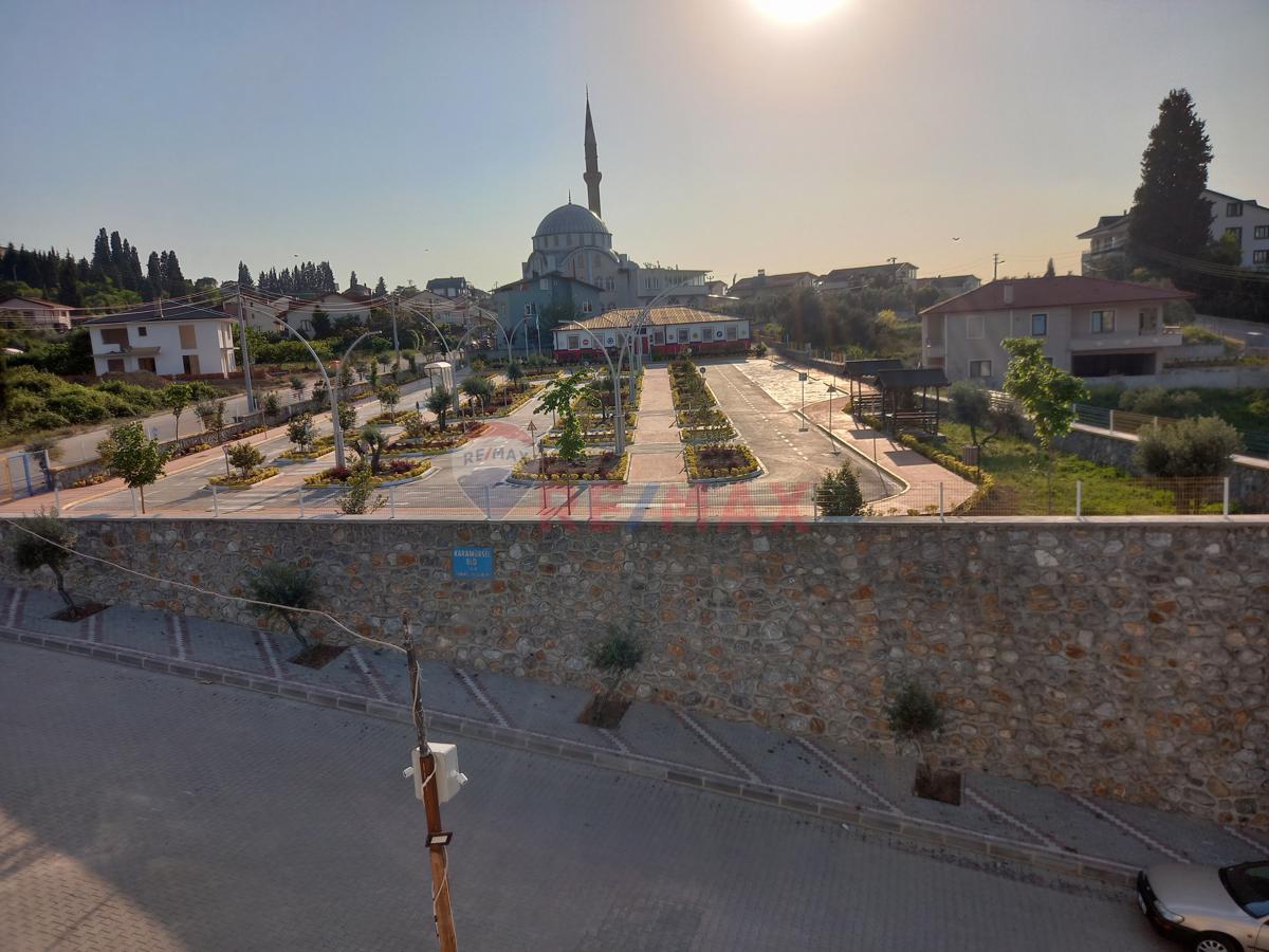 REMAX FREKANS'TAN HAVUZ ÜSTÜ 2+1 ARAKAT DAİRE