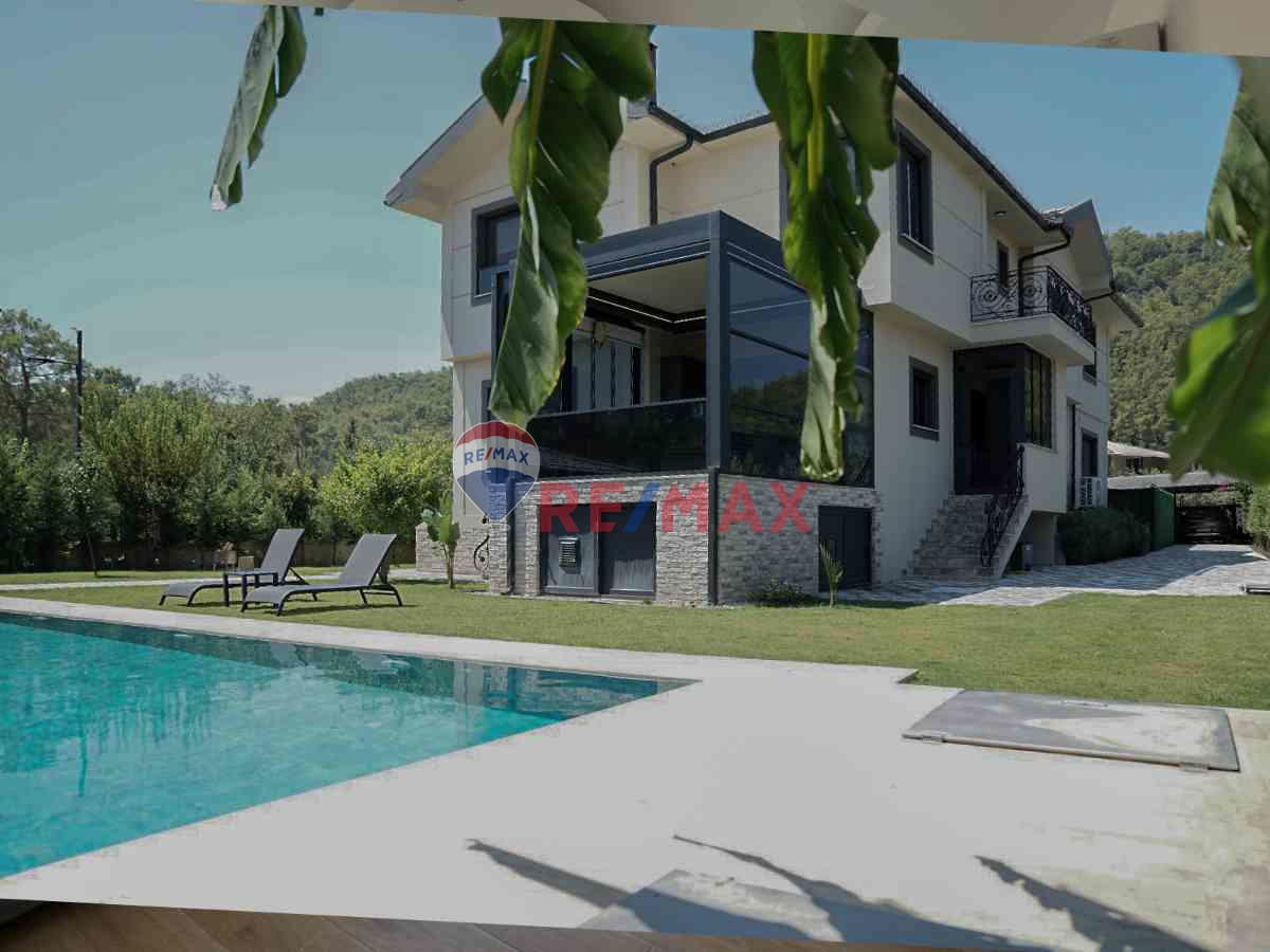 GÖCEK’TE DOĞANIN KALBİNDE SATILIK LÜKS VİLLA – HUZURUN VE KONFORUN BULUŞMA NOKTASI