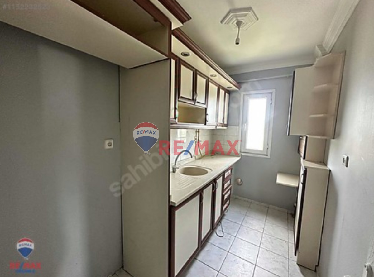 REMAX DREAM'DEN BAYINDIRLIK KONUTLARINDA GÖLMANZARLI KİRALIK 2+1