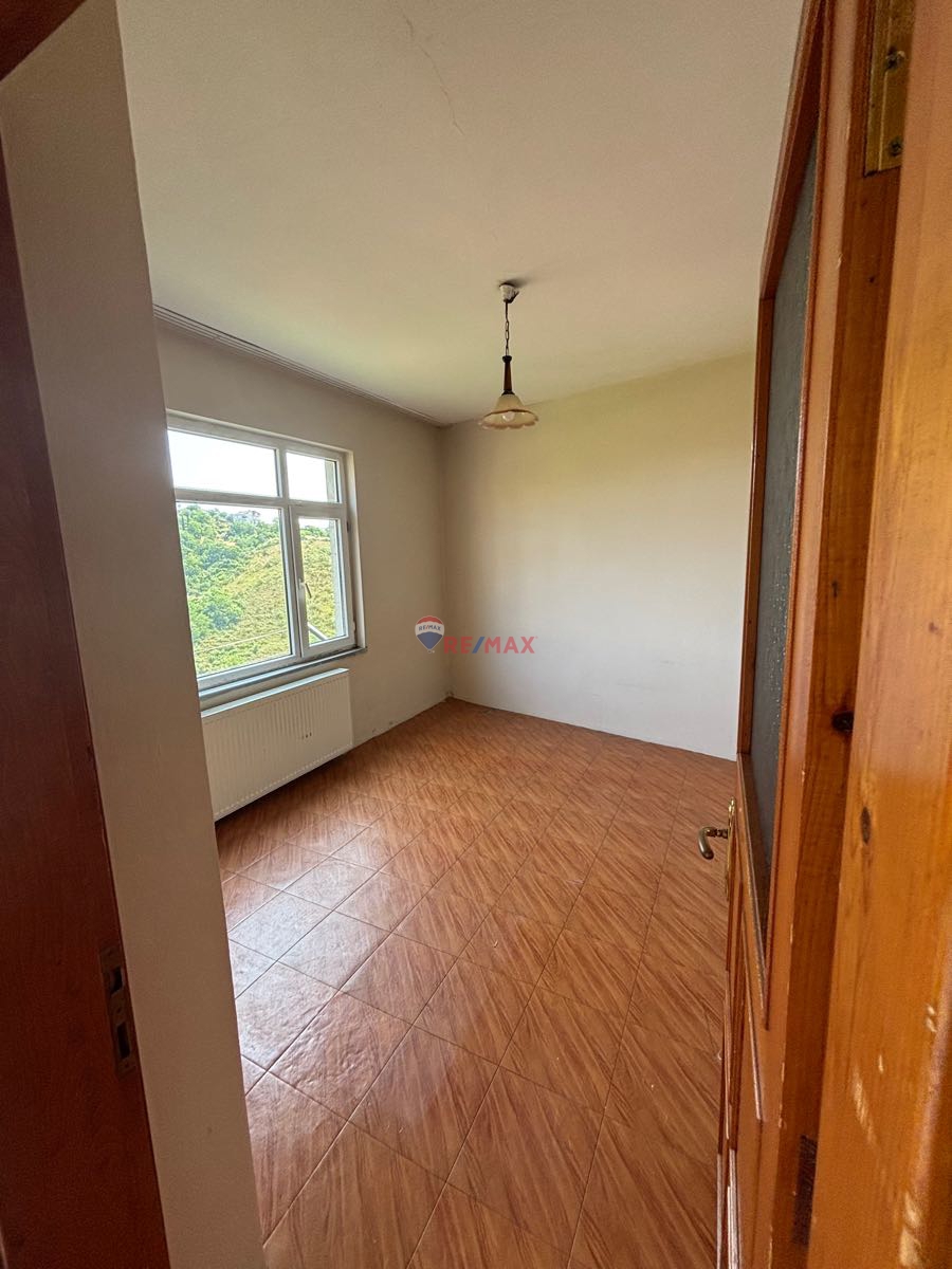 ÇUBUKLU DİŞ HASTAHANESİNE YAKIN 2 +1