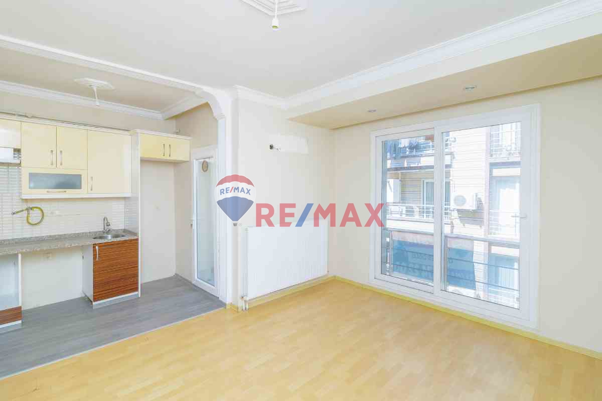 HÜRRİYET MAHALLESİ'NDE 83 M² KİRALIK 2+1 DAİRE